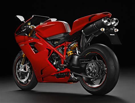 Ducati Motorcycle Pictures: Ducati 1198 SP - 2011