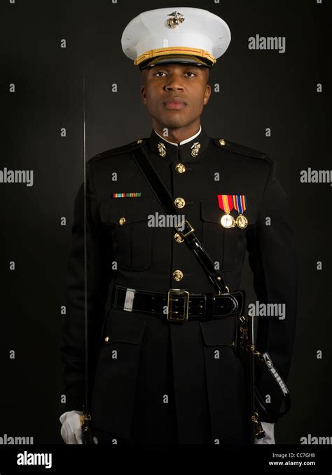 Marine dress uniform hi-res stock photography and images - Alamy