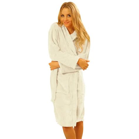 017 Large Size Women Nightwear Robes Long Coral Fleece Night robe Sleepwear Winter Warm Bathrobe ...