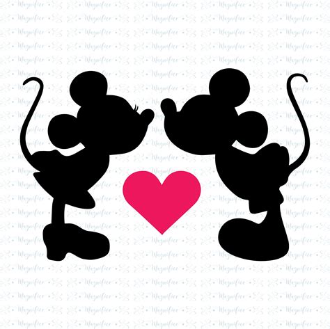 Old Mickey Mouse And Minnie Mouse Kissing