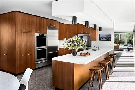 20 charming midcentury kitchens, ranked from virtually untouched to fully renovated - Curbed