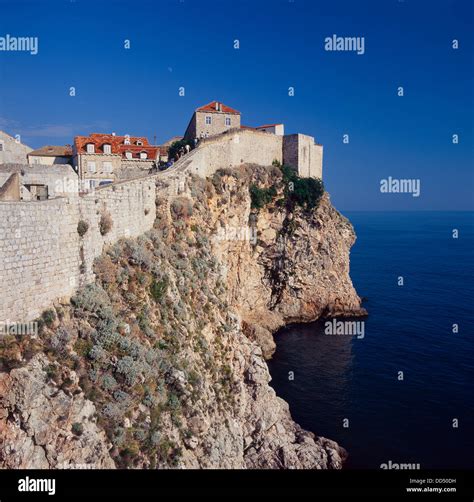 Dubrovnik city walls Stock Photo - Alamy