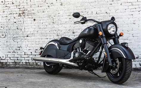 2017 Indian Chief Dark Horse Review