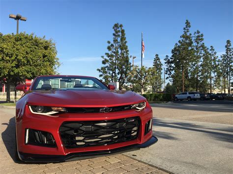 2019 Chevrolet Camaro ZL1 Convertible Review: a 650-HP Tanning Bed | Automobile Magazin