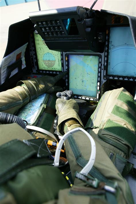 Saab JAS 39 Gripen cockpit : cockpits