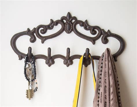 Cast Iron Wall Hanger - Vintage Design with 5 Hooks - Keys, Towels, Clothes, Anprons - Wall ...