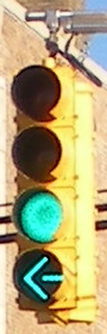 New Hampshire Driver's Manual: A green arrow on a traffic light means