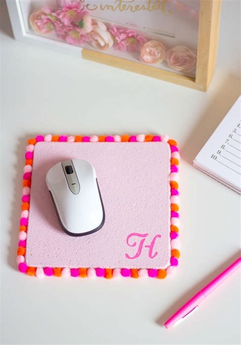 15 Mouse Pads You Can Craft Yourself Using Simple Materials