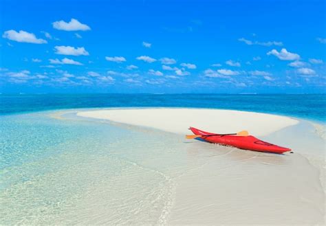 Premium Photo | Tropical beach in maldives