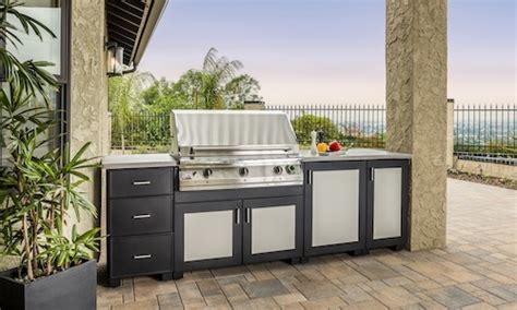 Article : Outdoor Grill Island Kits Expand Lifestyle Benefits Without Construction Hassles