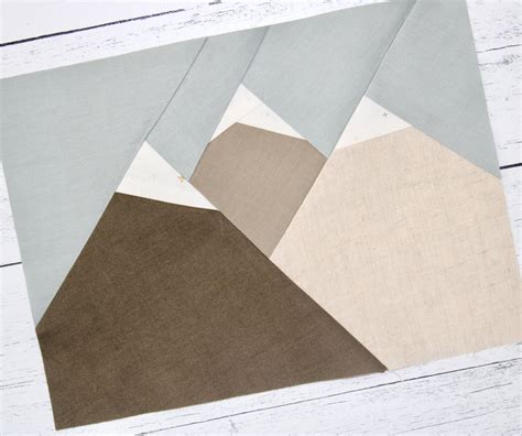 Modern Mountains Quilt Block and Zipper Pouch Foundation Paper Piecing Templates — Bayhill Studio