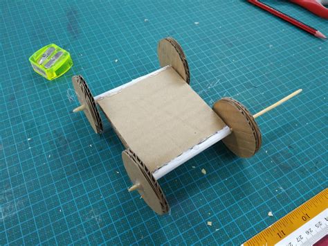 A Simple Cardboard Car to Make With Kids : 7 Steps (with Pictures) - Instructables