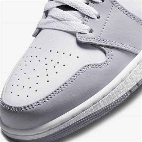 Air Jordan 1 Mid "Light Smoke Grey" Release Date | Nice Kicks