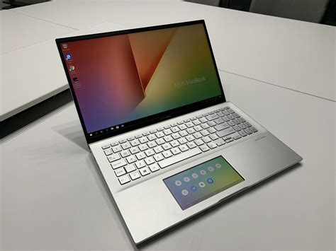 The ASUS VivoBook S14 – Fast, portable, and sleek