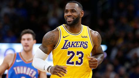 "Thanks, LeBron James": Dwyane Wade acknowledges the Lakers star's shoutout to their iconic ...