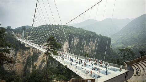 Incredible photos of Hongyagu glass bridge in China | CNN