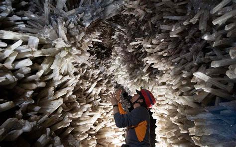 Mexico's Cave of Crystals Is Straight Out of Science Fiction