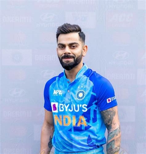 Pin by Nahid Hassan Tonmoy on Virat Kohli ️ | Ab de villiers photo, Virat kohli instagram, Quick