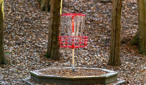 Top 10 Best Disc Golf Baskets [2023 Reviews]