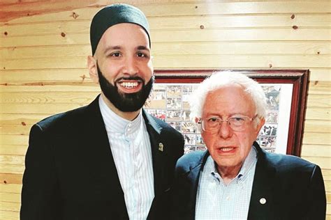 Imam Omar Suleiman Addresses Sanders Supporters in Texas | About Islam