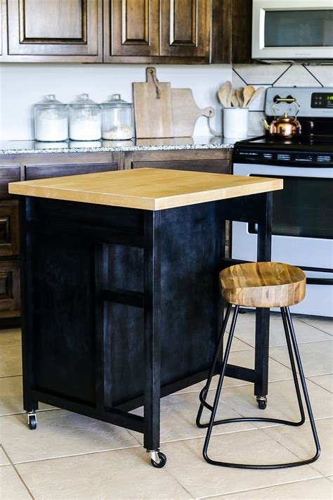 DIY Rolling Kitchen Island