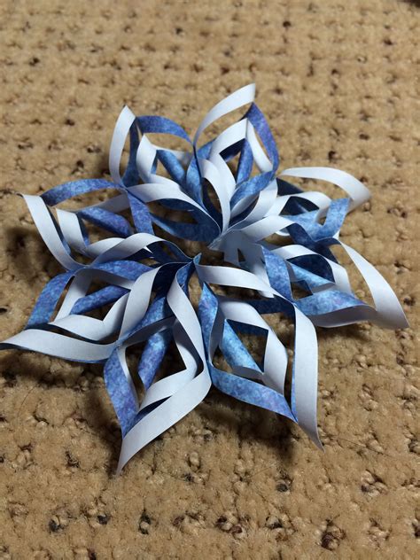 Paper Snowflake Ornament | Paper snowflakes, Snowflake ornaments, Homemade