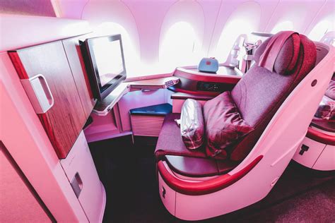 Qatar Airways Business Class Airbus A350 - Image to u