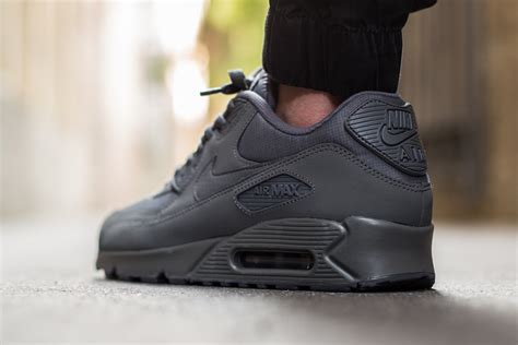 Nike Air Max 90 Essential Dark Grey - Sneaker Bar Detroit