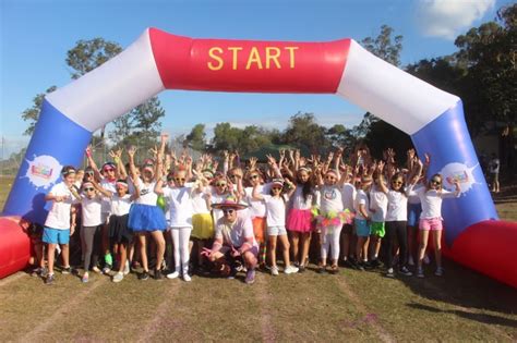 'Colour Explosion' at Park Ridge State School colour run - Logan