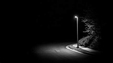 Dark 4K, Black and White, Noir, Lamp Post, Dark, HD Wallpaper | Rare Gallery