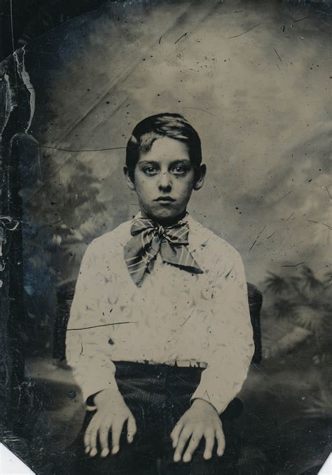 Creepy Vintage Photographs From the Early 20th Century Will Make Your Skin Crawl - Rare ...