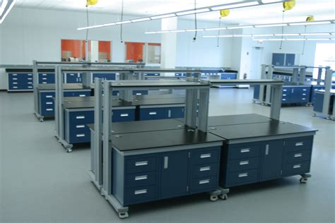 Flexible Laboratory Furniture - Lab Furniture and Fume Hoods