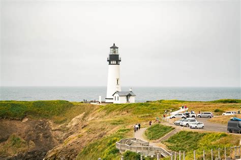 11 ICONIC Lighthouses on the OREGON COAST (+ Brief History Lesson)