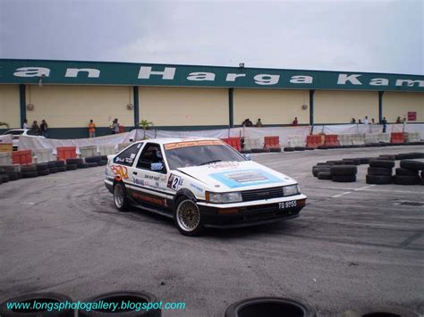 Toyota Corolla Levin AE86 Drift Car - AutoCars