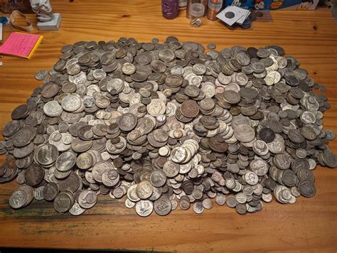 Coin roll hunting finds! : r/Wallstreetsilver