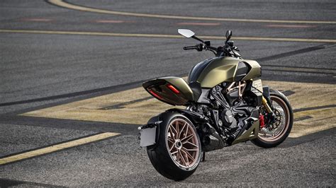 The Ducati Diavel Lamborghini Edition is a Sián on two wheels | CAR Magazine