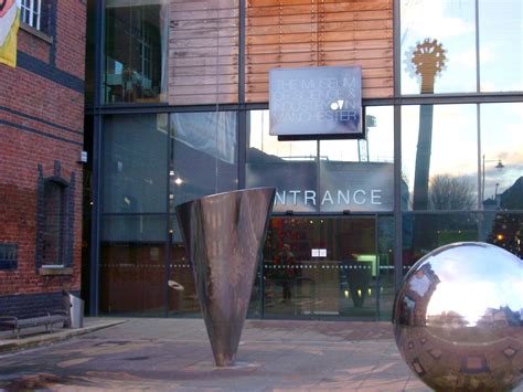 Free Stock photo of Entrance to the Manchester Museum | Photoeverywhere