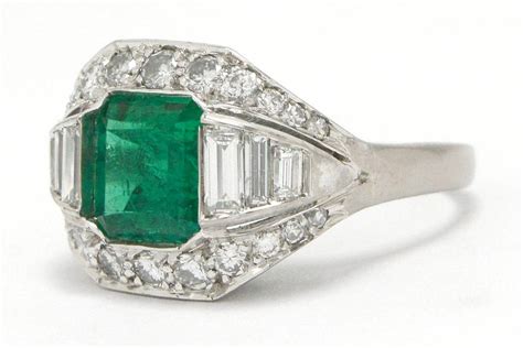 The 26 Best Vintage Engagement Rings—and Where to Shop | Who What Wear