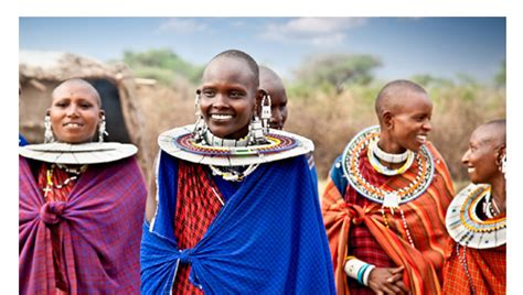 The Maasai Tribe - the most famous ethnik group AFROMAXX