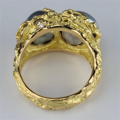 Men's Pearl Ring in Gold with Diamonds For Sale at 1stdibs