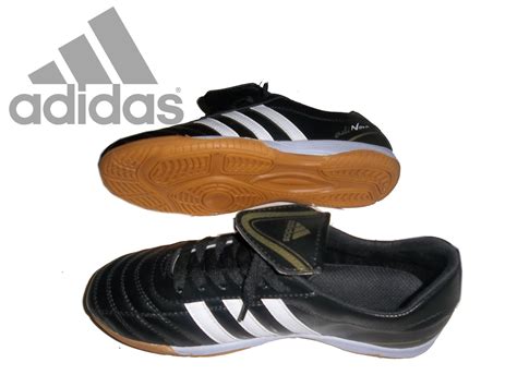 jual sepatu futsal online: toko sepatu futsal adidas original