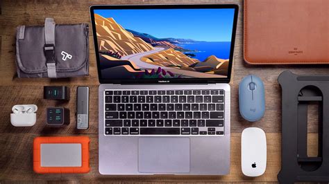 Macbook essentials gear - pilotstamp