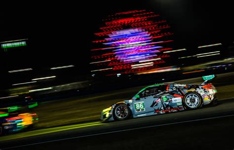 24 Stunning Photos from the Rolex 24 at Daytona - Airows