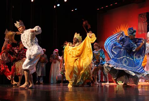 Oyu Oro Afro-Cuban Dance Ensemble - Center for Traditional Music and Dance