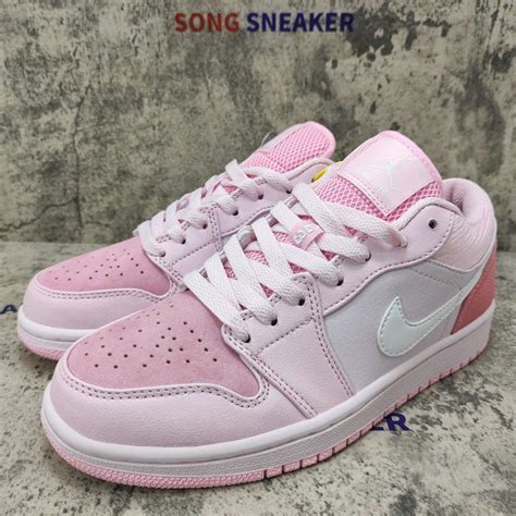 Air Jordan 1 Low Digital Pink - SongSneaker