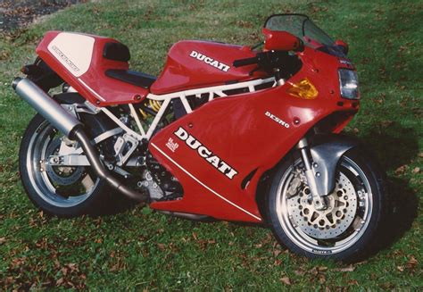 1992 Ducati 900 Superlight - Moto.ZombDrive.COM