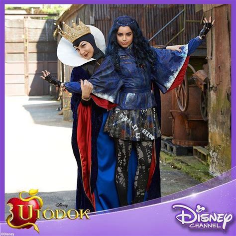 Image - Descendants - Evil Queen and Evie.jpg | Descendants Wiki | FANDOM powered by Wikia