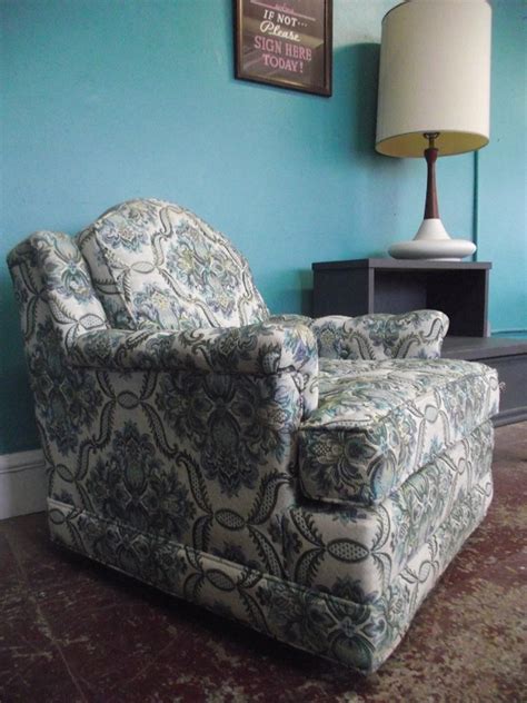 Vintage Ground: Retro / Vintage Perfect Upholstered Chair