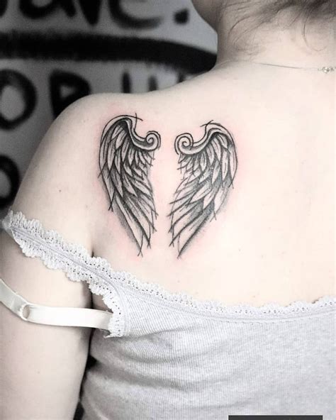 Angel Wings Tattoo On Shoulder Blade - Design Talk