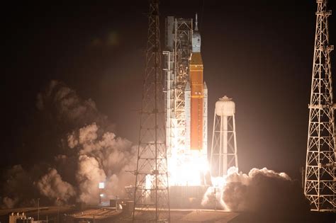 NASA successfully launches its largest-ever rocket, the Space Launch System